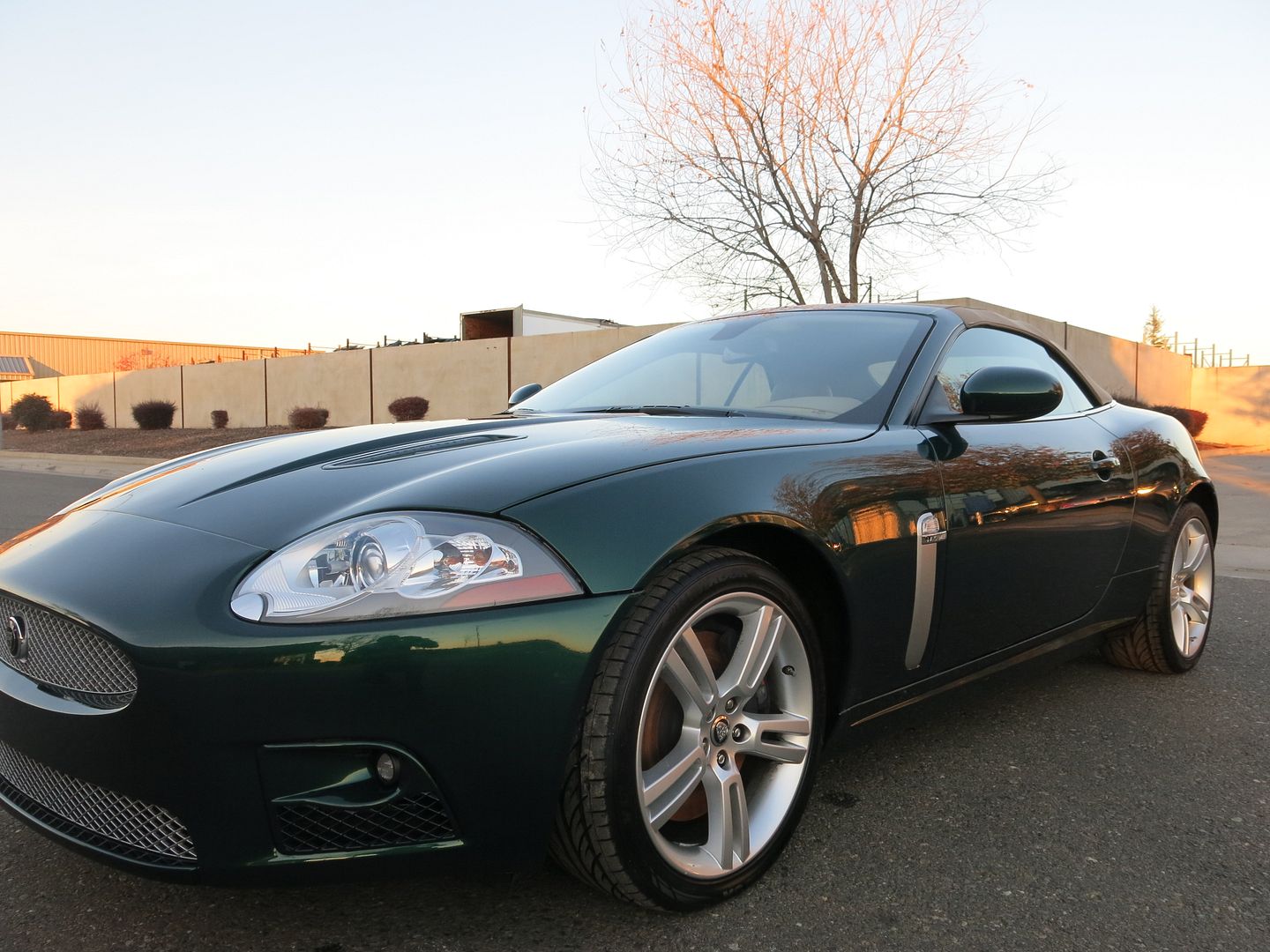 Find used 2007 Jaguar XKR Supercharged convertible damaged rebuildable